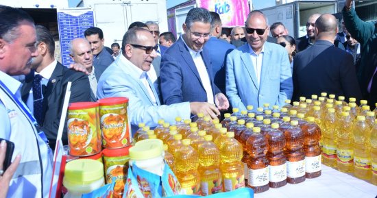 بعد نجاحه بالإسكندرية والقاهرة.. وزير التموين يفتتح غدا سوق اليوم الواحد بإمبابة