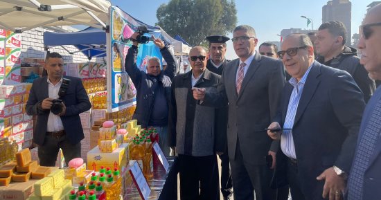 محافظ الجيزة يتفقد التجهيزات النهائية لافتتاح سوق اليوم الواحد فى إمبابة