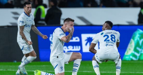 الشباب ضد الهلال.. الزعيم يحسم الديربي بثنائية فى الدوري السعودي “فيديو”