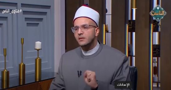 هل يجوز قراءة القرآن عن طريق الهاتف أثناء الحيض؟.. أمين الفتوى يُوضح