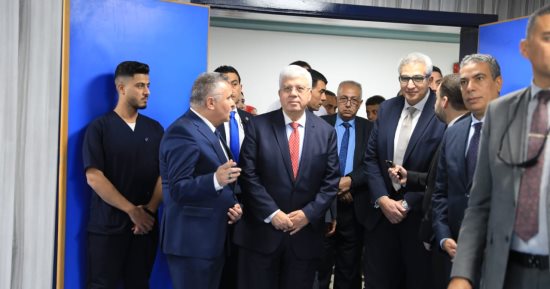 بتكلفة 3 مليارات جنيها.. وزير التعليم العالى يفتتح مشروعات تعليمية وصحية بالسويس