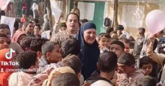 سألنا مين المدرس أو الإدارى اللى ترك جواك بصمة مميزة؟.. وكانت دى الإجابات