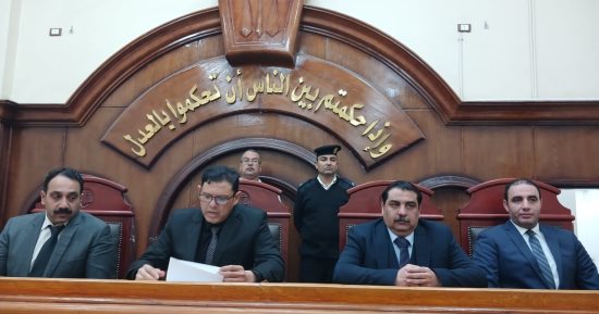 تأجيل محاكمة المتهمة بقتل الطفلة يارا وسرقة قرطها بالشرقية 