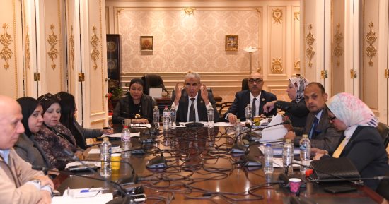 "النواب" يدعو وزيرى المالية والإسكان لمناقشة تفعيل حد أدنى لأجور العاملين بمياه الشرب