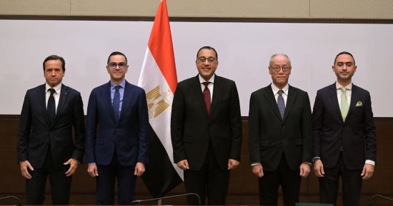 نيسان العالمية: قررنا تصنيع طراز جديد بمصر بعد تبنى الحكومة برنامج تنمية صناعة السيارات
