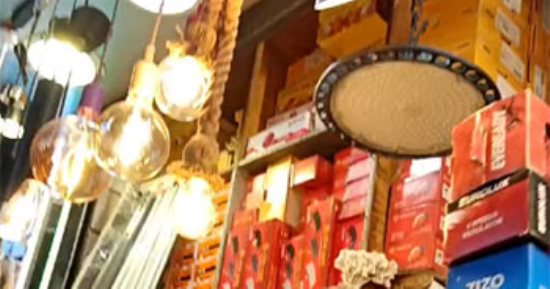 من اللمبة إلى أرقى أنواع النجف.. حكاية أقدم سوق أدوات كهربائية فى مصر