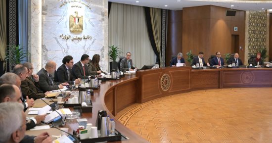 مجلس الوزراء: إعلان منطقتى عزبة الصفيح وحكر توكل بالجيزة كمناطق إعادة تخطيط