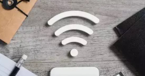 ليه لازم تقفل WiFi الموبايل بالليل.. نصائح لحمايتك من الاختراق والتتبع