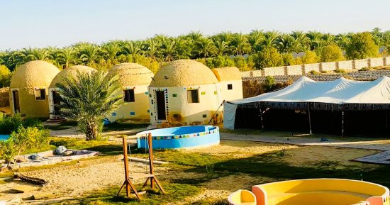 واحة سيوة أجمل الوجهات الشتوية فى العالم.. تتمسك بتراثها والطبيعة البكر والأجواء الأسطورية.. يقصدها السياح طوال العام ويفضلونها فى "الكريسماس".. وارتفاع نسب الإشغال بالفنادق والمنتجعات نهاية ديسمبر.. صور