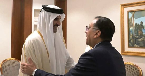 أمير دولة قطر يؤكد حرصه على استمرار فتح قنوات اتصال دائمة مع الدولة المصرية