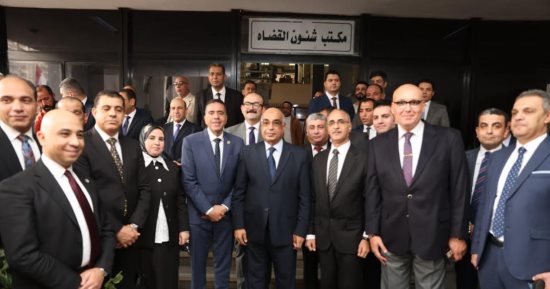 وزير العدل يؤكد ضرورة مواكبة تطوير الكفاءات الفنية لتحقيق العدالة الناجزة