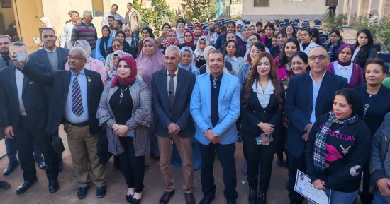 الطب البيطرى بسوهاج: الانتهاء من تدريب 200 خريج وتأهيلهم لسوق العمل