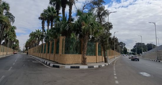 حى الإفرنج فى الإسماعيلية لوحة فنية تسر الناظرين.. أنشئ على الطراز الفرنسى ومبانيه كولونية الطابع.. يضم 370 فيلا وسكنه اليونانيون والفرنسيون ومازال يحتفظ بجماله رغم مرور مئات السنين.. صور