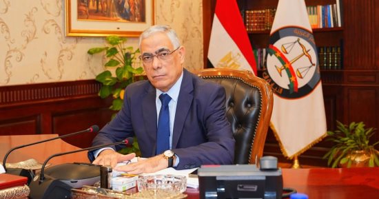 النائب العام يشارك فى اجتماع المدعين العامين الأوروبيين بلاهاى ويبحث تعزيز التعاون مع يوروجست