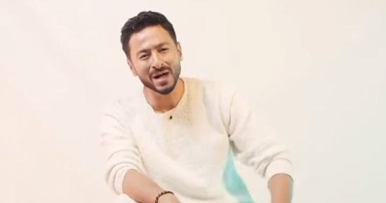 حمادة هلال: عدوية علمنا إزاى نغني.. ربنا يجعلك من أهل الجنة يا عم أحمد