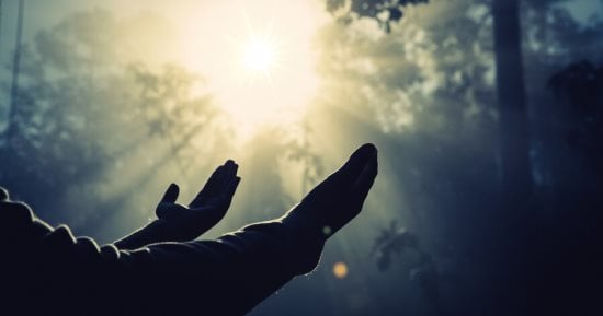 أذكار النوم.."الحمد لله الذي أحيانا بعدما أماتنا وإليه النشور" 