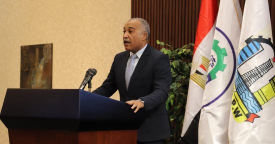 نقيب البترول يعلن إنشاء أمانة متخصصة لذوى الهمم بالنقابة