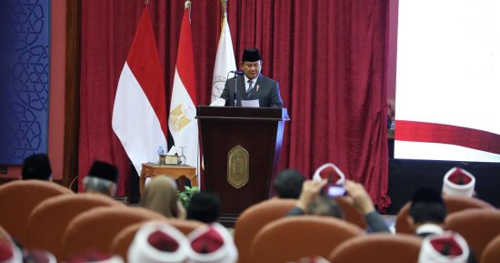 الرئيس الإندونيسي لطلاب بلاده: اشكروا الله أنكم تدرسون في الأزهر وتنهلون من منابعه