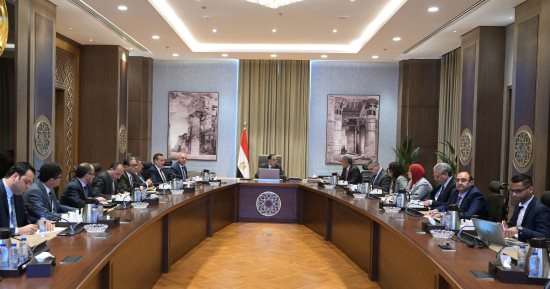 مدبولى: زيادة الإنتاج والتصدير فى أجندة الأولويات وملف الصناعة أولوية قصوى