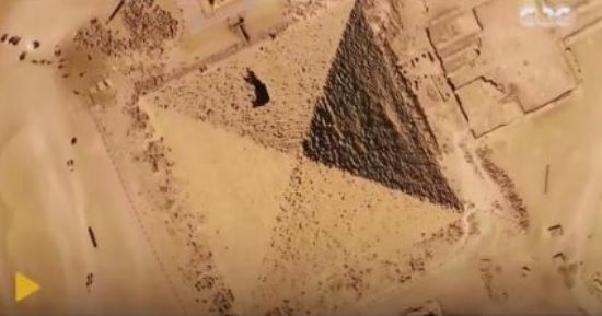 سوسن بدر فى "أم الدنيا": عمال بناء الهرم تطوعوا لوساطة الملك ودخول الجنة