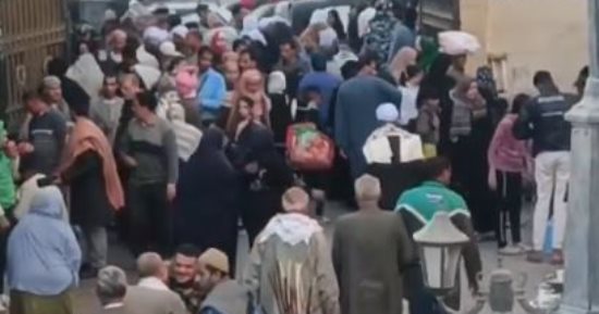 زحام فى مسجد على زين العابدين بن الإمام الحسين للاحتفال بمولده.. فيديو