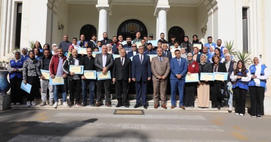 محافظ الجيزة يكرم 36 لاعبًا من أبطال المشروع القومى للموهبة والبطل الأوليمبى