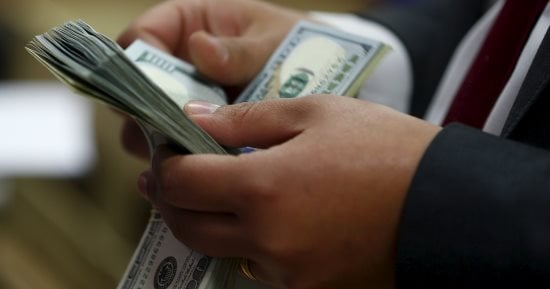 الداخلية تضبط عمليات إتجار بالنقد الأجنبي بقيمة 12 مليون جنيه خلال 24 ساعة