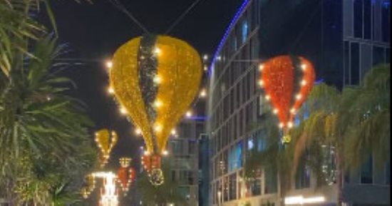 أكتر مكان فيه زينة كريسماس.. الشيخ زايد تبهر الجميع.. فيديو