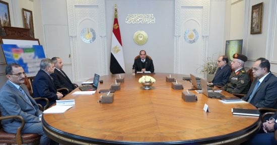 الرئيس السيسى: التحديات الإقليمية أثرت سلبا على حركة الملاحة التجارية الدولية.. مصر خسرت ما يقرب من 7مليارات دولار من إيرادات قناة السويس 2024.. وتطوير منطقة القناة وإقامة المشروعات لتحسين مستوى معيشة المواطنين