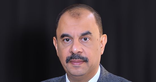 محافظ سوهاج يتوجه لمستشفى جهينة للاطمئنان على مراقبى الثانوية العامة