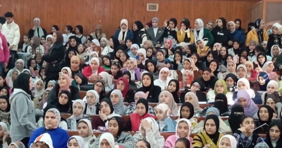 بدء المراجعات المجانية لطلاب الصف الثالث الإعدادى بكفر الشيخ