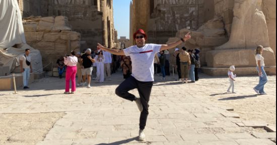 "كده رضا" في جولة داخل معبد الكرنك.. شوف أهم معبد أثرى فى الأقصر.. فيديو