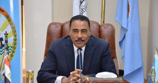 محافظ مطروح يخفض سن القبول بالمدارس الابتدائية لـ 5 سنوات و6 أشهر