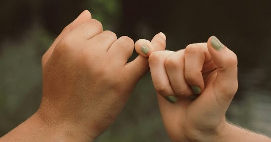 4 أبراج تلتزم بوعودها دائمًا أبرزهم برج العقرب والجدى.. كلمتهم زى السيف