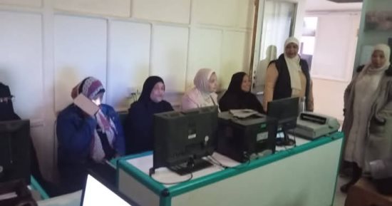 برنامج تدريبى لتطوير ورفع كفاءة أداء العاملين بالشباب والرياضة بأسوان