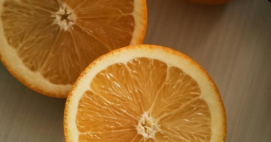 وصفات طبيعية من قشر البرتقال للعناية بالبشرة.. استفيدى بيه بدل ماترميه