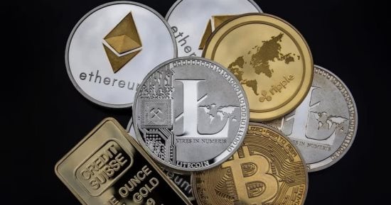 العملات المشفرة تتعافى جزئيًا.. و"بتكوين" تتماسك فوق 101 ألف دولار