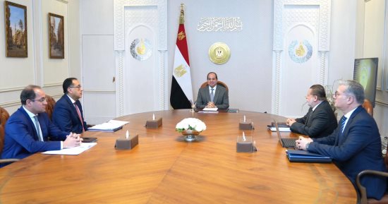 الرئيس السيسى يوجه بانتظام سداد مستحقات الشركات بقطاع البترول والغاز