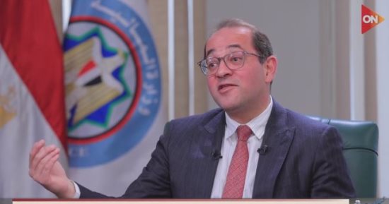 وزير المالية: نحاول توطين صناعة الموبايلات وهناك شركات بدأت خطوط إنتاج