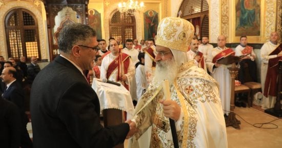 محافظ الجيزة يزور مطرانية الأقباط الأرثوذكس لتقديم التهنئة بعيد الميلاد المجيد