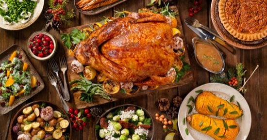لكل بلد أكلة فى العيد.. موائد العالم المختلفة فى عيد الميلاد المجيد