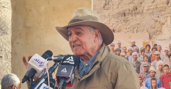 مؤتمر صحفى عالمى لزاهى حواس للإعلان عن اكتشافات تعود لثلاثة عصور فرعونية