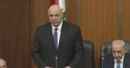 رئيس لبنان يتسلم أوراق اعتماد 6 سفراء جدد فى بيروت