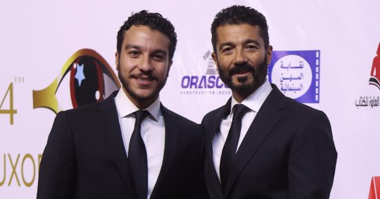 نور يقدم تكريم والده خالد النبوى ويعلق: علمنى إزاى أبقى إنسان قبل ما أكون فنان