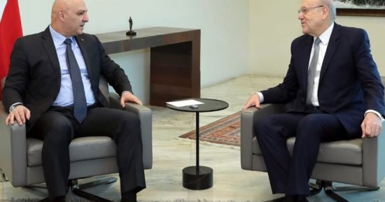 ميقاتى: عون طلب من الحكومة الاستمرار فى تصريف الأعمال لحين التشكيل الجديد