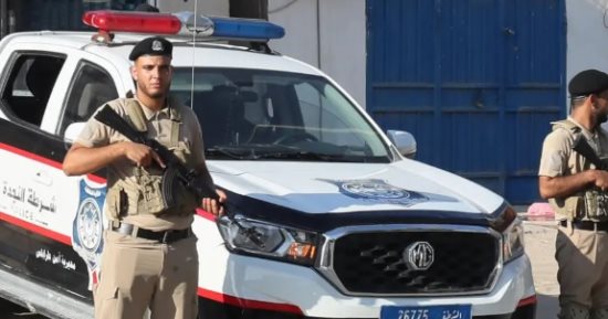 جريمة مروعة تهز ليبيا.. زوجة تستعير من جارتها كلاشنكوف وتقتل زوجها
