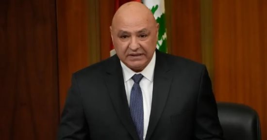 رئيسى لبنان وفلسطين يبحثان مسار تنفيذ اتفاق سحب السلاح من المخيمات