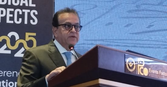 نائب رئيس الوزراء يشهد افتتاح مؤتمر هيئة المستشفيات والمعاهد التعليمية
