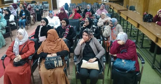 مركز إعلام الوادي الجديد يستكمل حملة التوعية بمخاطر الشائعات وتأثيرها على الأمن القومى  
