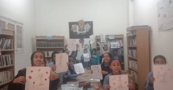 قصور ثقافة الأقصر منارات لدعم الأطفال فى الإجازة الشتوية.. الفرحة ترتسم على وجوه الصغار بالقرى والنجوع.. مسابقات وورش رسم وتلوين وحكايات عن طبيب القلوب مجدى يعقوب وقصص عن احترام الآخرين.. صور